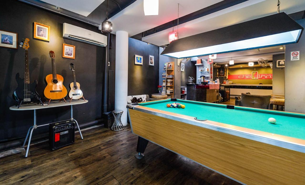 Cheqinn Hostel - Sukhumvit 4 Nana Plaza Бангкок Екстер'єр фото